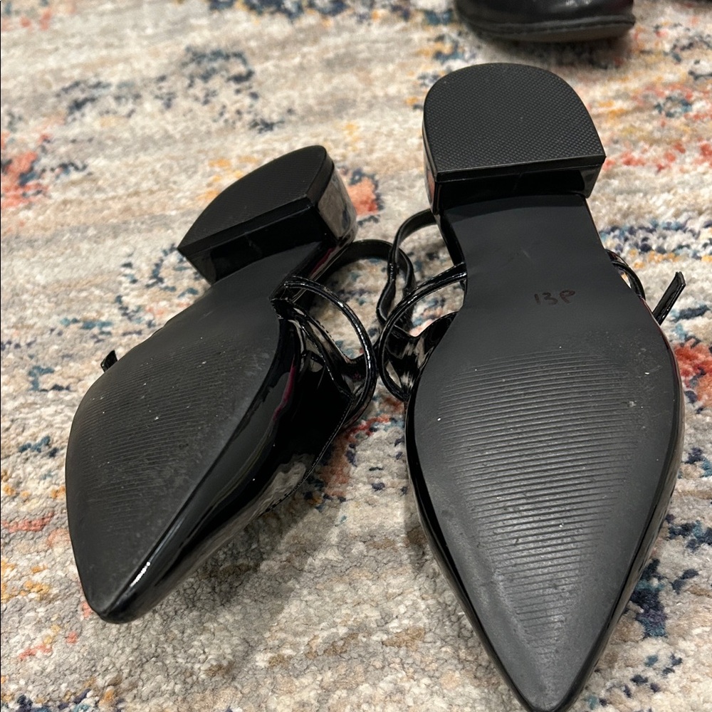 Steve Madden Black Point Toe Patent Leather Flats - Picture 3 of 4